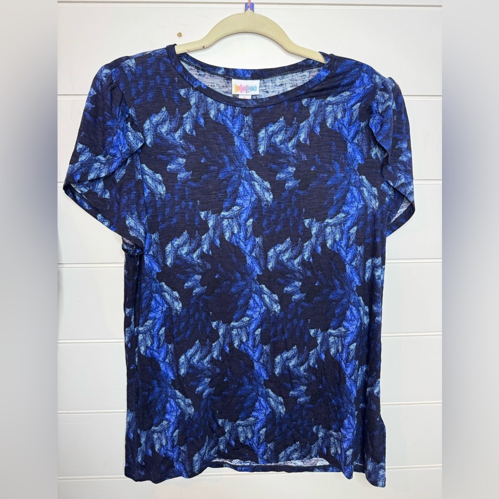 OLIVE TULIP SLEEVE TOP